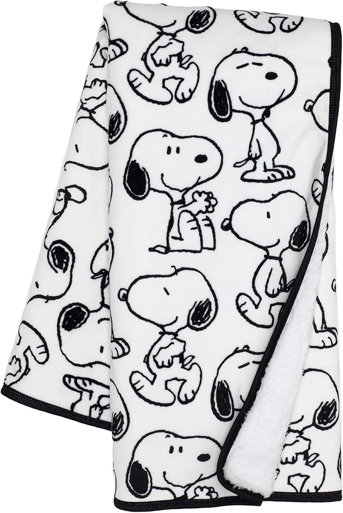 Classic Snoopy Blanket 30x40